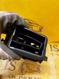 KRATKA NAWIEWU PRAWA RENAULT MEGANE IV HB