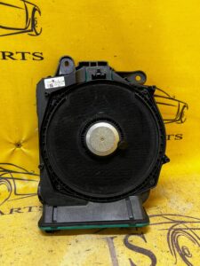 GŁOŚNIK NISKOTONOWY CENTRALNY PRAWY BMW 5 G30