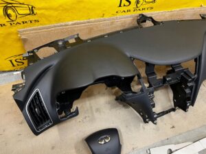 ORYGINALNA DESKA KONSOLA INFINITI Q50 PASY AIRBAG