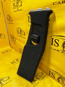 POSZYCIE OSŁONA OBUDOWA SŁUPKA ŚRODKOWEGO B PRAWY MERCEDES CLS W218