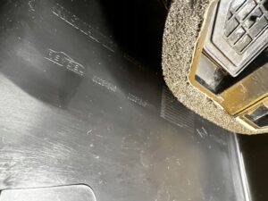 OSŁONA TUNELU ŚRODKOWEGO TYŁ KRATKA NAWIEWU RENAULT KADJAR