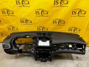 GOŁA DESKA ROZDZIELCZA KONSOLA INFINITI Q30 QX30