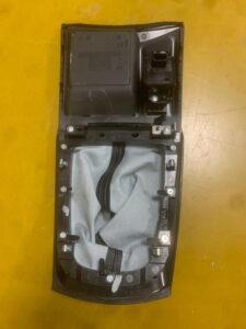 GAŁKA MIESZEK BIEGÓW MANUAL NISSAN X-TRAIL T32