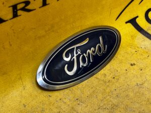 EMBLEMAT ZNACZEK LOGO FORD KUGA MK3 ESCAPE MK4 1.5