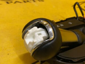 GAŁKA MIESZEK WYBIERAK AUTOMAT FORD MUSTANG MK6 VI