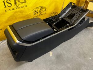 PODŁOKIETNIK SCHOWEK TUNEL ŚRODKOWY RANGE ROVER EVOQUE II L551