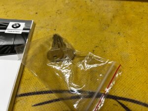 BELKI DACHOWE POPRZECZKI WSPORNIK RELINGÓW BMW X6 G06 NOWE OEM