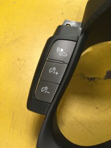 OSŁONA RAMKA LICZNIKA PRZEŁĄCZNIKI INFINITI Q70 M