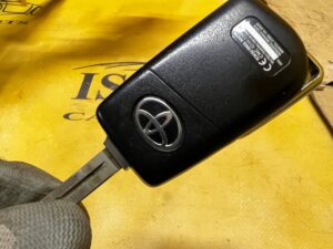 KLUCZYK PILOT KEY TOYOTA HILUX VIII
