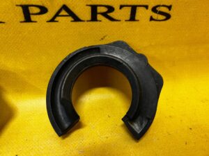 NOWA DOLNA PODKŁADKA UCHWYT SPRĘŻYNY BMW F22 F30