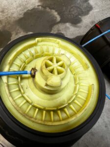 KOMPLET MIECHY MIECH TYŁ TYLNY PNEUMATYCZNY PRAWY LEWY BMW 5 F11