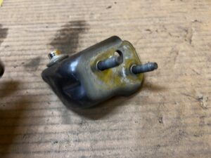 ZAWIAS DRZWI TYŁ LEWY DOLNY FORD EXPLORER VI CARBONIZED GRAY