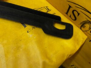 BOCZEK TAPICERKA BAGAŻNIKA LEWY LEWA AUDI A8 D4 4H