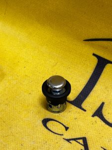 WKŁAD ZAPALNICZKA SAMOCHODOWA RR VOGUE L405