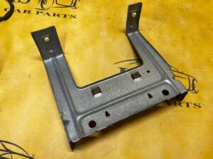 WSPORNIK UCHWYT MOCOWANIE CHEVROLET CORVETTE C5 97-04