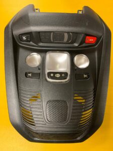 OŚWIETLENIE LAMPKI PODSUFITKI PEUGEOT 5008 II GT