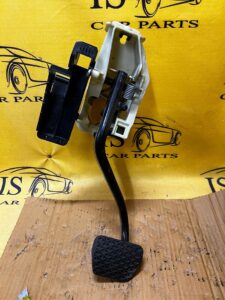 MOCOWANIE PEDAŁ HAMULCA BMW F10 F11 F01 F06