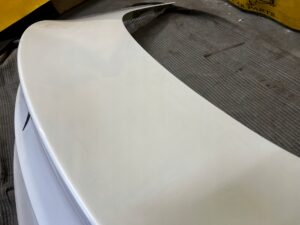 KLAPA TYŁ BAGAŻNIKA TESLA MODEL 3 PRZEDLIFT BIAŁA PERŁA