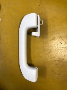 RĄCZKA UCHWYT PODSUFITKI MERCEDES 246 INFINITI Q30