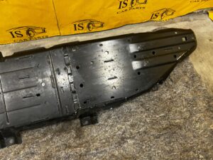 PŁYTA OSŁONA PODWOZIA ZBIORNIKA PALIWA FORD BRONCO 21-