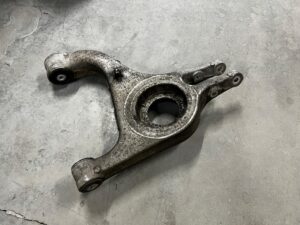 WAHACZ TYLNY TYŁ PRAWY PORSCHE PANAMERA 970 POLIFT LIFT