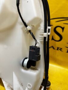 FORD KUGA MK3 ZBIORNICZEK ZBIORNIK SPRYSKIWACZY