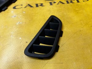 KRATKA ZAŚLEPKA MASKOWNICA DESKI LEWA RENAULT MEGANE IV