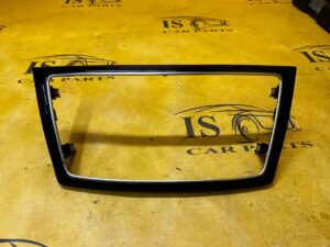 DEKOR LISTWA RAMKA RADIA PANELU ŚRODKOWEGO DESKI KONSOLI MERCEDES GLS X166