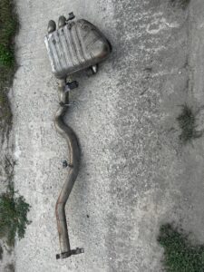 WYDECH TŁUMIK KOŃCOWY TYŁ TYLNY RURA RANGE ROVER VELAR L560 2.0D