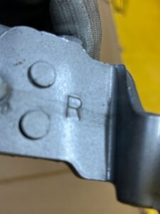 ROLKA PROWADNICA DRZWI PRZESUWNYCH ŚRODKOWA TYŁ PRAWY NISSAN E-NV200 NV200