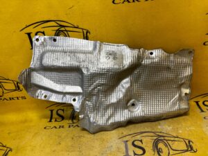 OSŁONA TERMICZNA PODWOZIA AUDI Q7 4M 4M0825692