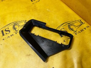 OSŁONA KRATKI WENTYLACYJNEJ TYŁ LEWY MERCEDES CLS W218 SHOOTING BRAKE