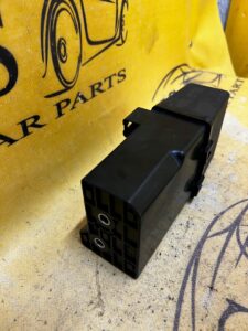 OSŁONA PLASTIK ZAŚLEPKA KOMPUTERA STEROWNIKA LEXUS RX 450H III 3 AL10