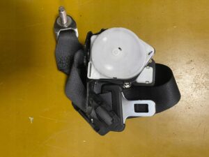 TYLNE PASY BEZPIECZEŃSTWA KANAPY TYŁ INFINITI Q70