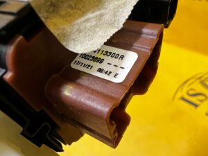 PANEL PRZEŁĄCZNIK SZYB LUSTEREK DRZWI PRZÓD LEWY DACIA JOGGER SANDERO III