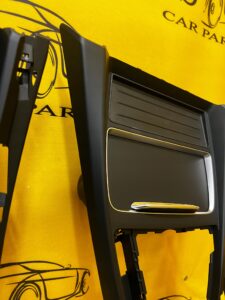 OSŁONA TUNELU SCHOWEK UCHWYT CUPHOLDER BMW 2 F22