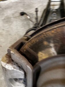 ZWROTNICA TYŁ KOMPLETNA ZACISK PRAWA TESLA MODEL 3 2WD