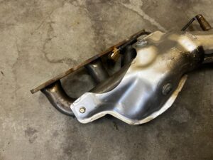 KOLEKTOR WYDECHOWY PRAWY INFINITI Q70 M35H 3.5 H