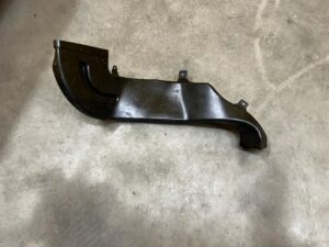 KANAŁ TUNEL NAWIEWU POWIETRZA NA TYŁ PRAWY PORSCHE MACAN 95B