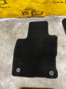 KOMPLET DYWANIKI WYCIERACZKI WELUROWE ORYGINALNE FORD KUGA MK3 LIFT EU