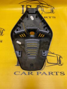 OSŁONA OBUDOWA LUSTERKA WEWNĘTRZNE FORD FIESTA MK8