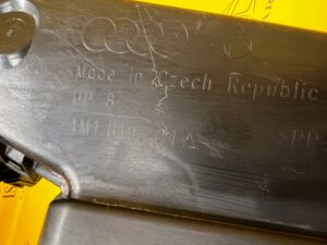 NAWIEW KANAŁ POWIETRZA DESKI KONSOLI PRAWY AUDI SQ7 Q7 4M0