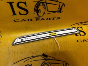 LISTWA PRÓG LED CHROM PRAWY PRZÓD MERCEDES W213