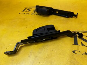 2 X SUWAK REGULACJI WYSOKOŚCI PASA BEZPIECZEŃSTWA FORD RANGER MK5 V