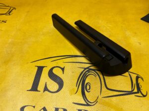 OSŁONA PROWADNICY SZYNY FOTELA PRZÓD PRAWY PORSCHE PANAMERA 970 I LIFT