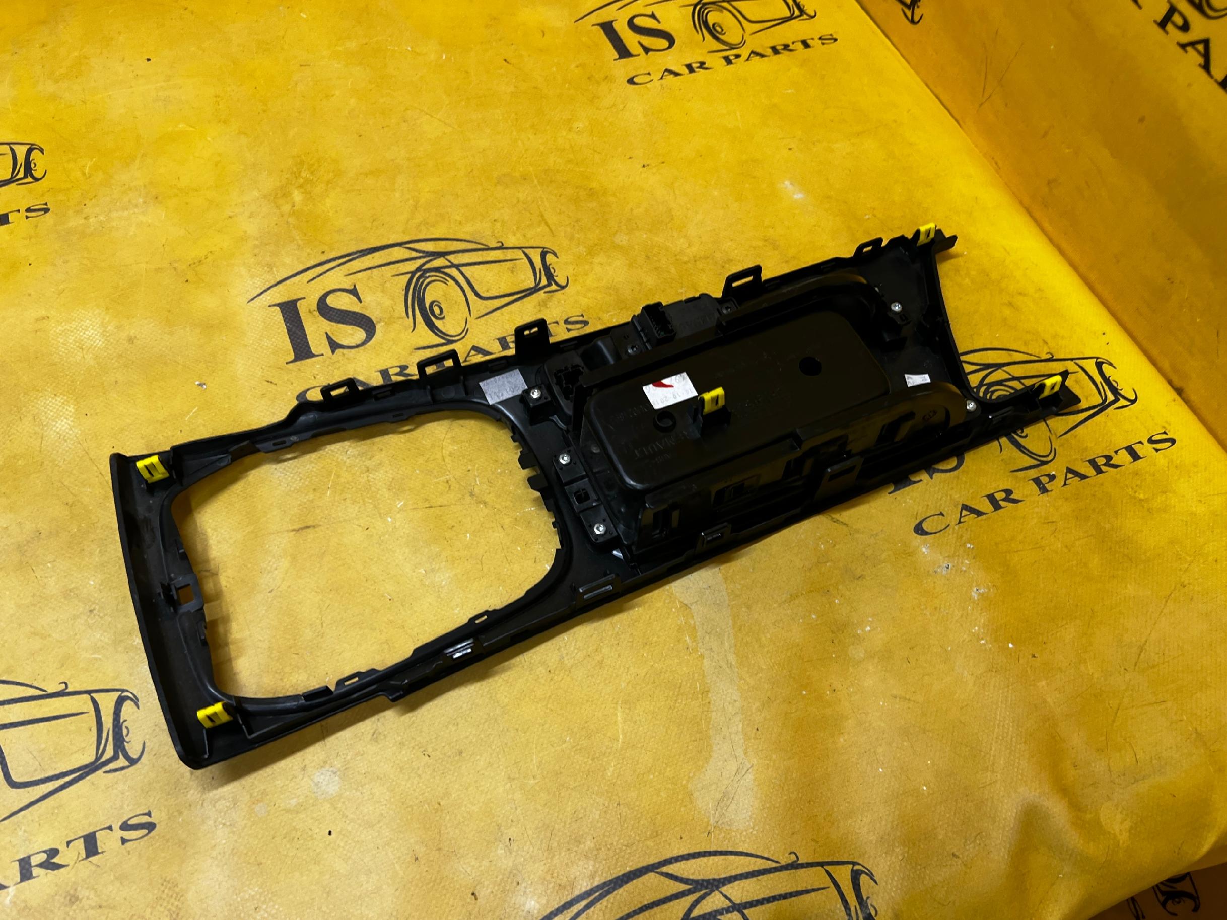 RAMKA OSŁONA DEKOR TUNELU ŚRODKOWEGO RENAULT MEGANE IV EU