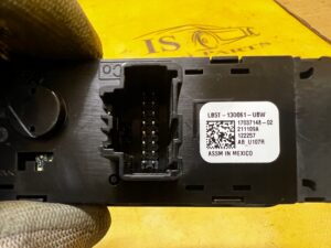 WŁĄCZNIK PRZEŁĄCZNIK PANEL OBSŁUGI ŚWIATEŁ FORD EXPLORER VI MK6 EU