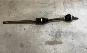 PÓŁOŚ PRZÓD PRZEDNIA PRAWA PRAWY RANGE ROVER VELAR L560 2.0D