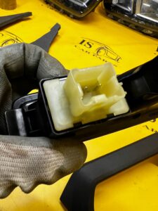 PANEL PRZEŁĄCZNIK PRZYCISK SZYBY TYŁ PRAWY LEWY DACIA SANDERO III 2023R