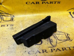 OSŁONA PIANKA ODPŁYWU SZYBERDACHU PORSCHE CAYENNE II 7P5 LIFT 92A